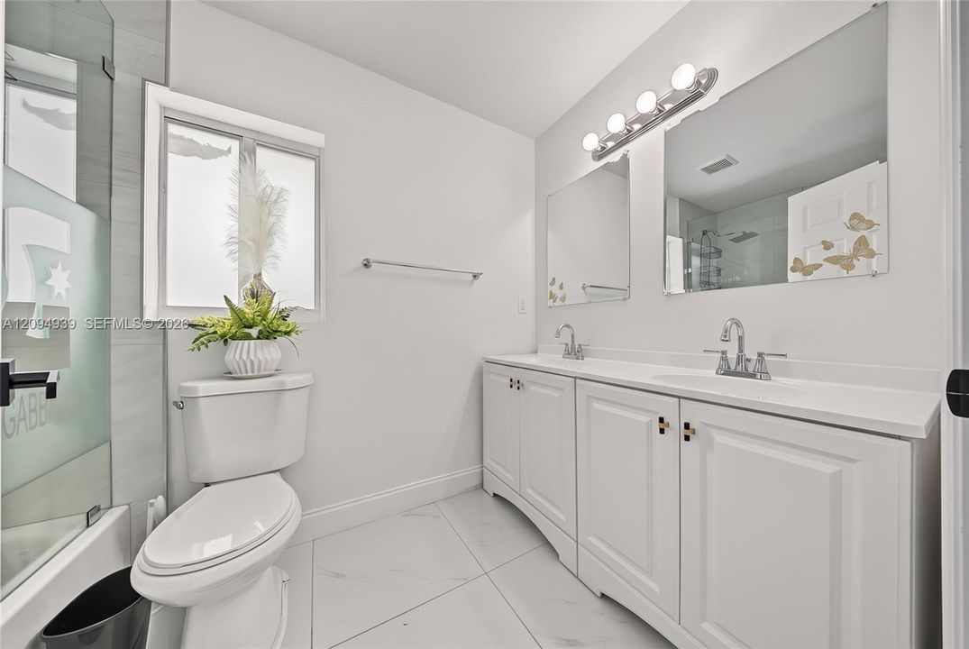 For Sale: $530,000 (4 beds, 3 baths, 1806 Square Feet)