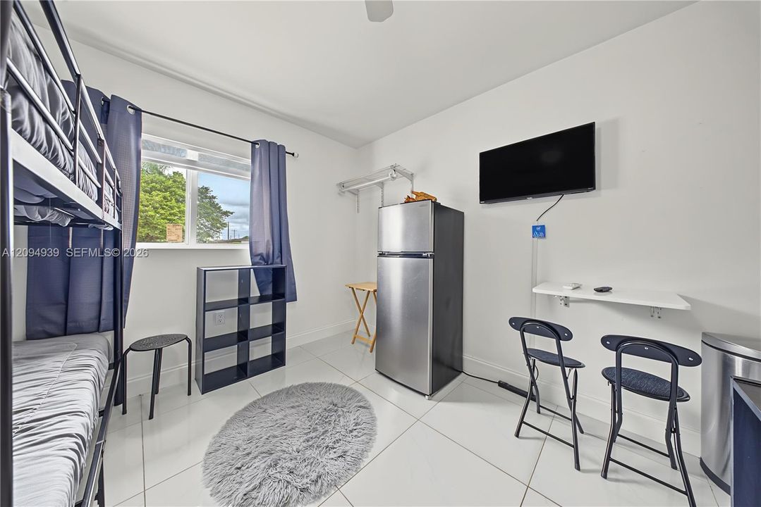 For Sale: $530,000 (4 beds, 3 baths, 1806 Square Feet)