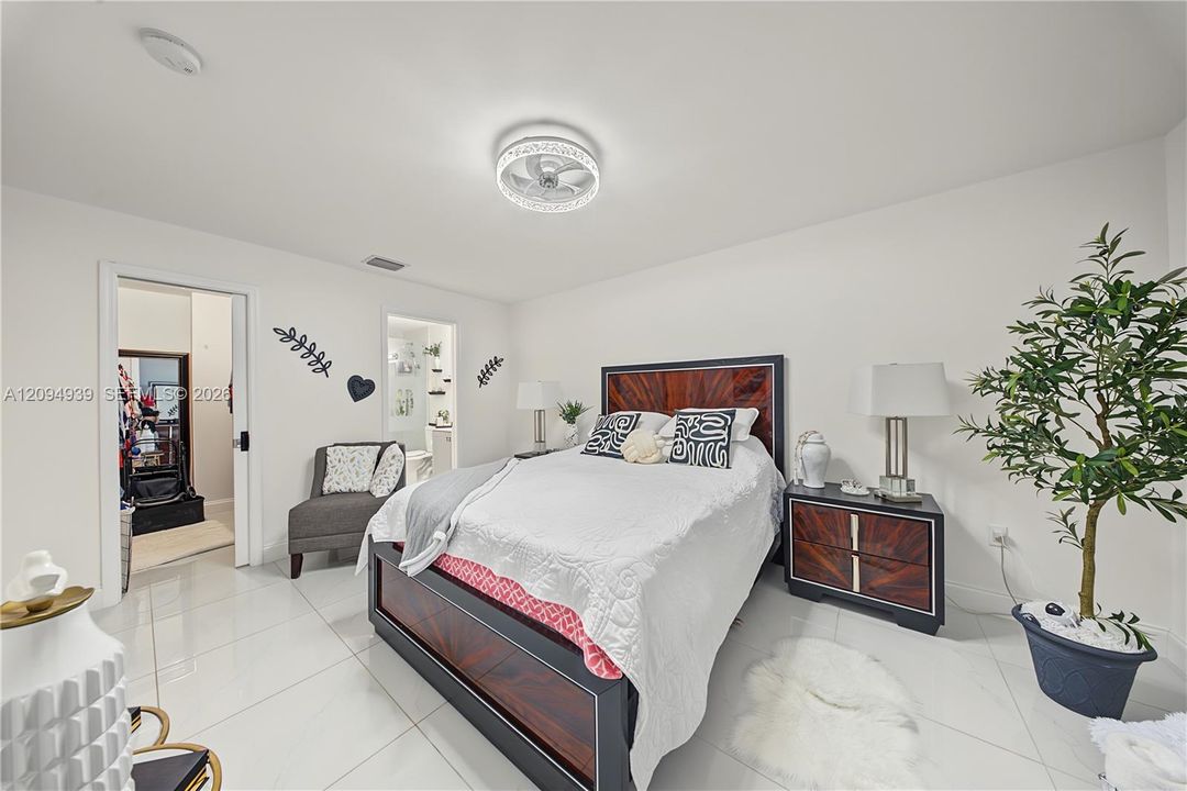 For Sale: $530,000 (4 beds, 3 baths, 1806 Square Feet)