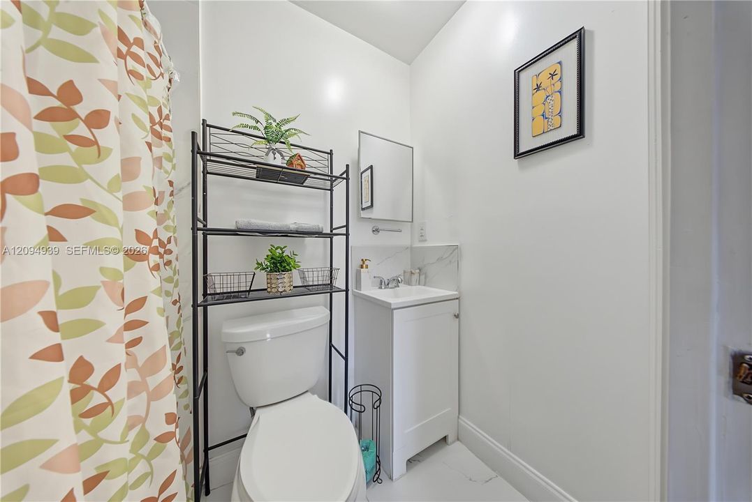 For Sale: $530,000 (4 beds, 3 baths, 1806 Square Feet)