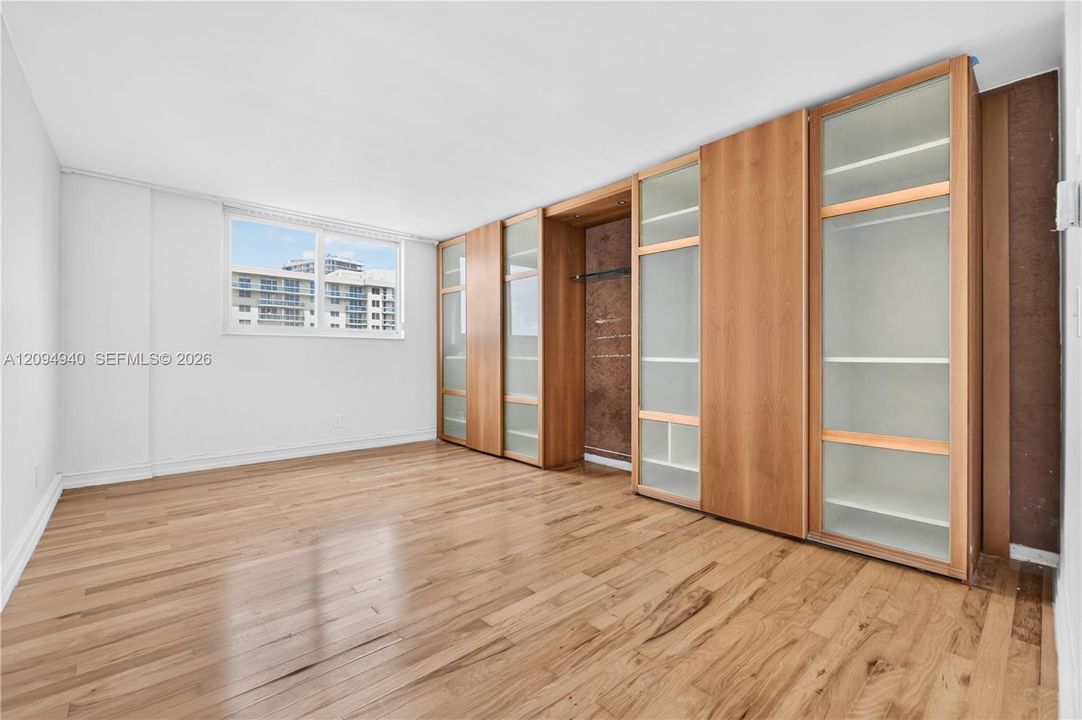 For Sale: $425,000 (2 beds, 2 baths, 1505 Square Feet)