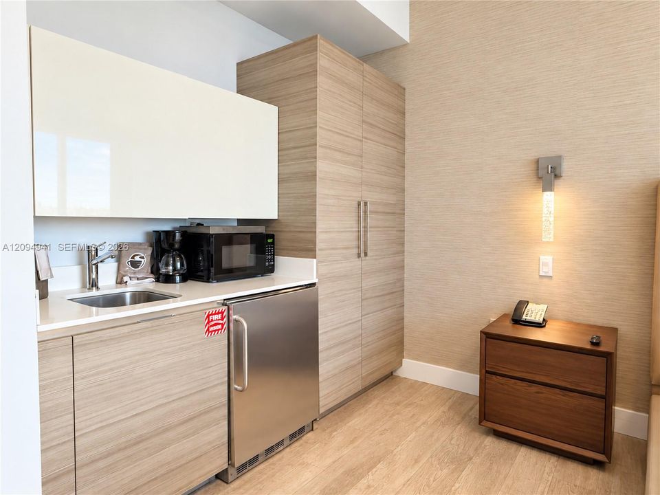 En Venta: $339,000 (1 camas, 1 baños, 426 Pies cuadrados)