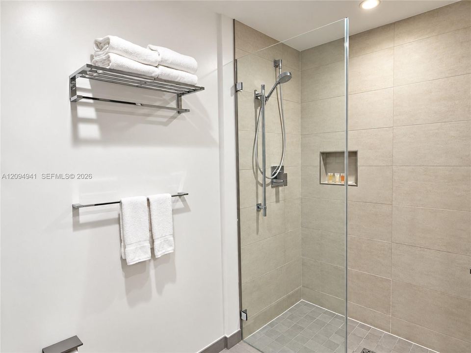 En Venta: $339,000 (1 camas, 1 baños, 426 Pies cuadrados)