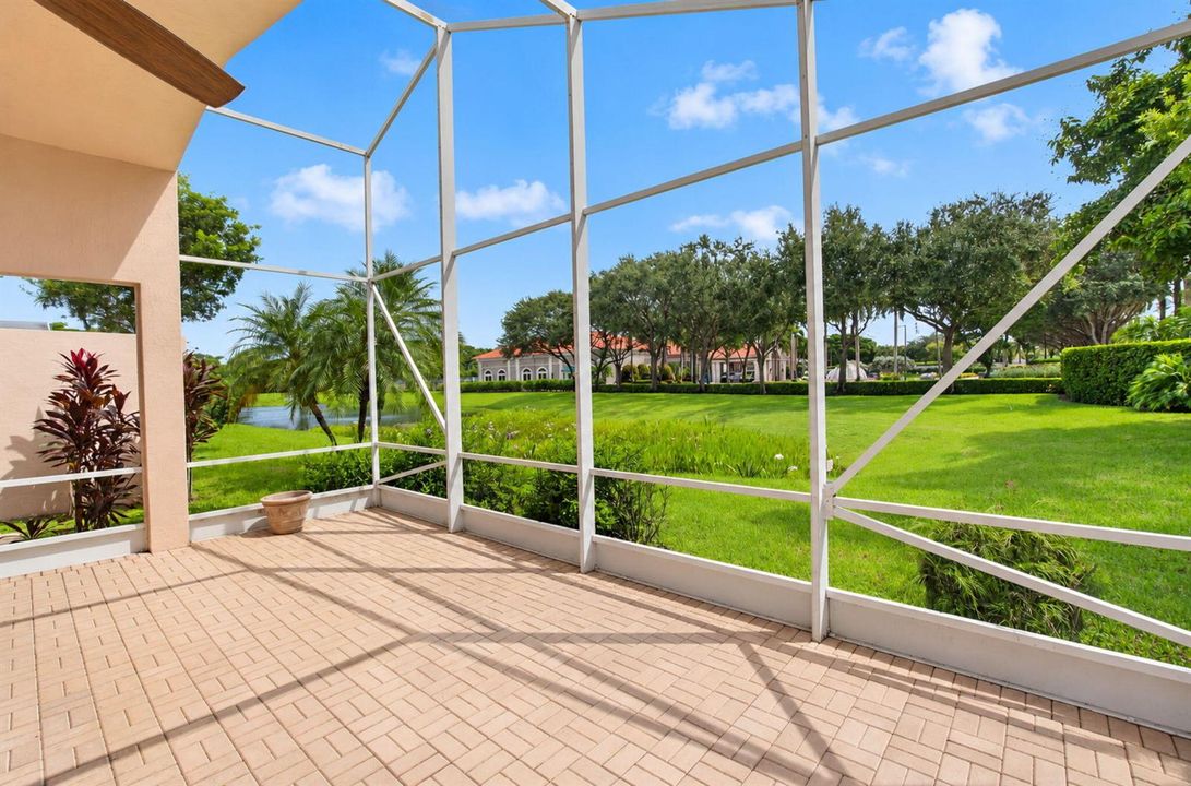 LAKE, GREENSPACE AND CLUBHOUSE VIEWS