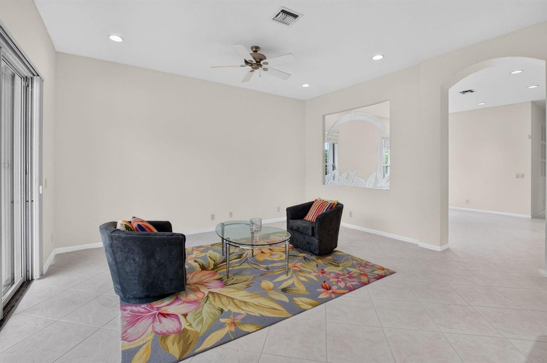 FAMILY ROOM