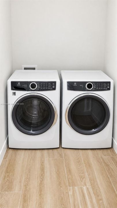 For Rent: $9,000 (2 beds, 3 baths, 1545 Square Feet)