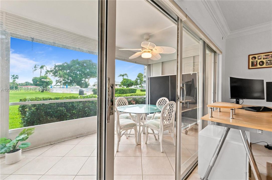 For Sale: $345,000 (3 beds, 2 baths, 1711 Square Feet)
