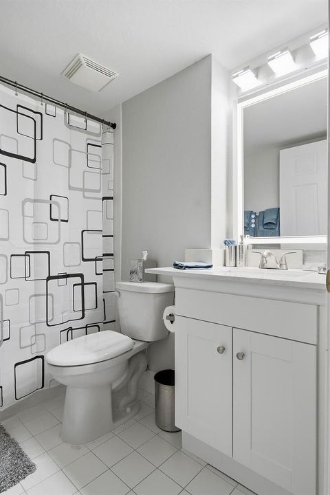 1801-NORTH-FLAGLER-DRIVE-435-33407-032