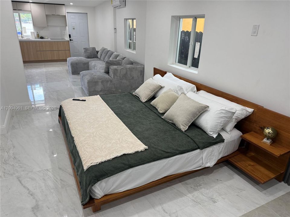 En Renta: $2,300 (1 camas, 1 baños, 2358 Pies cuadrados)