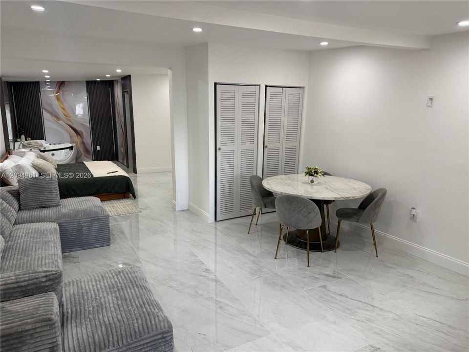 En Renta: $2,300 (1 camas, 1 baños, 2358 Pies cuadrados)