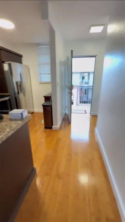 For Rent: $3,500 (2 beds, 2 baths, 1080 Square Feet)