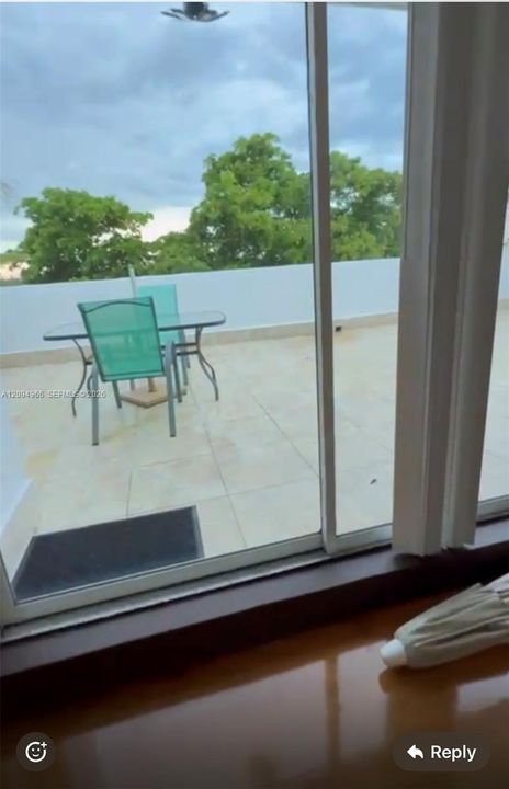 For Rent: $3,500 (2 beds, 2 baths, 1080 Square Feet)