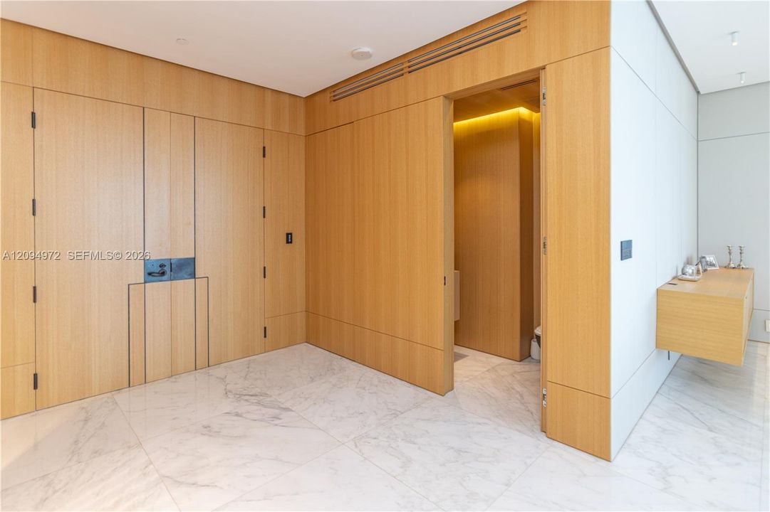 На продажу: $4,900,000 (3 спален, 5 ванн, 3340 Квадратных фут)