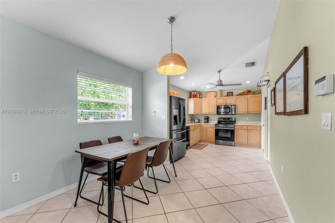 For Sale: $769,000 (3 beds, 2 baths, 1288 Square Feet)