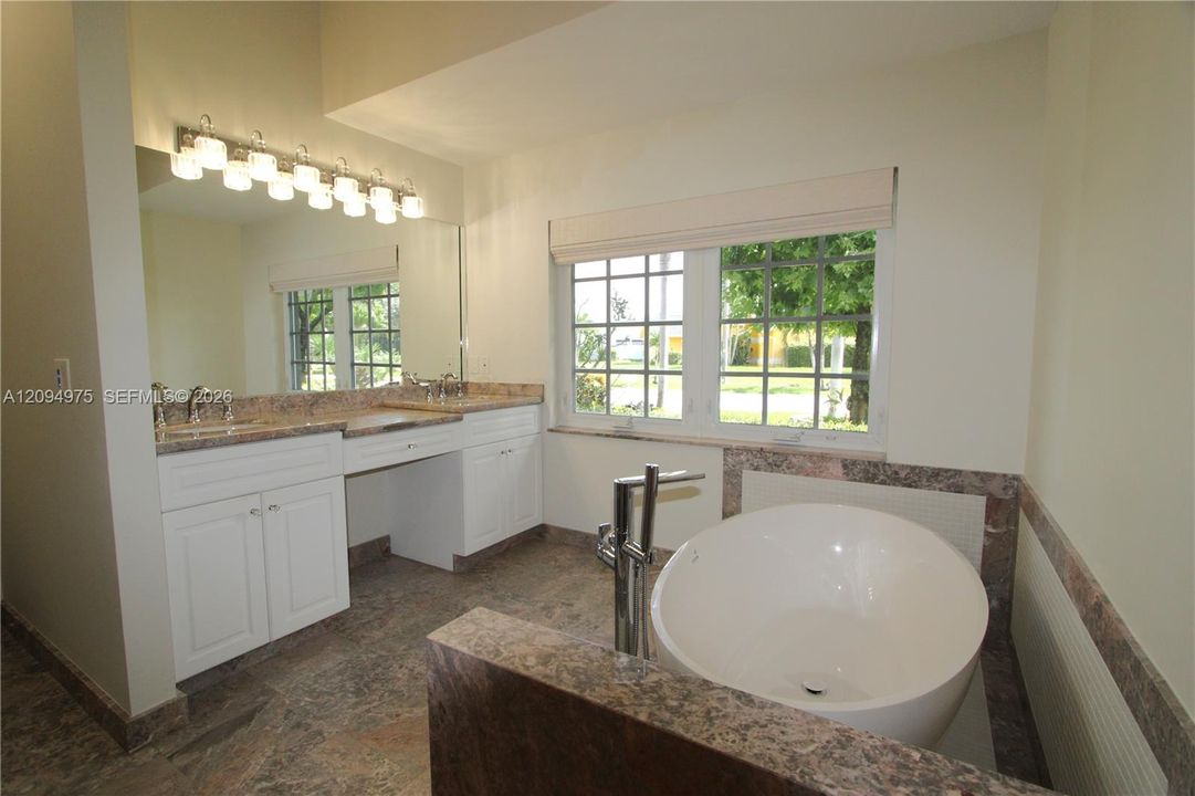 For Sale: $799,000 (4 beds, 2 baths, 2405 Square Feet)