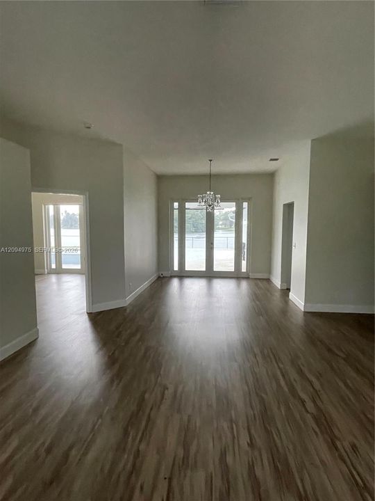 For Sale: $799,000 (4 beds, 2 baths, 2405 Square Feet)