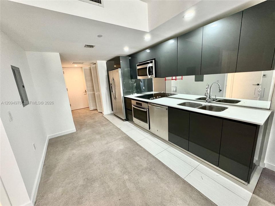 En Renta: $2,400 (0 camas, 1 baños, 551 Pies cuadrados)