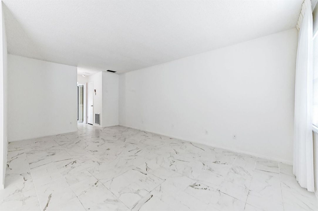 05 Living room 02