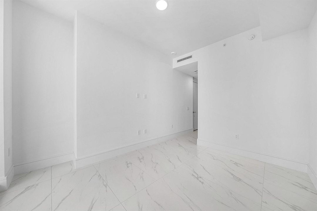 PRIMARY ENSUITE