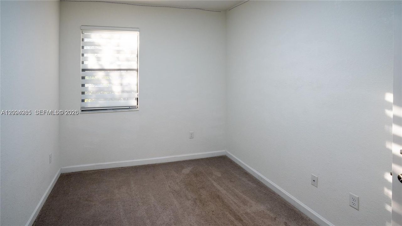 En Renta: $3,000 (4 camas, 2 baños, 1827 Pies cuadrados)
