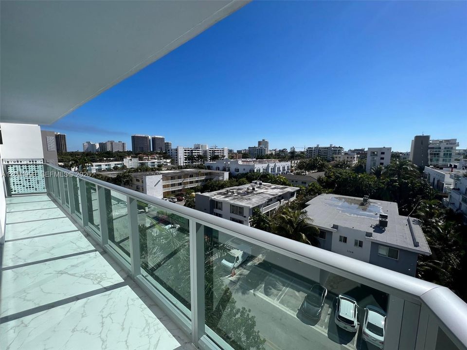 For Rent: $4,200 (1 beds, 2 baths, 1075 Square Feet)