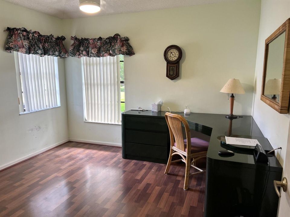 Second bedroom