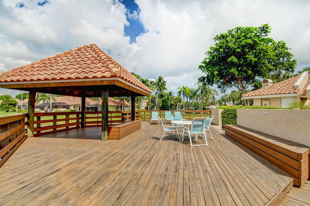 Meridiana pool area