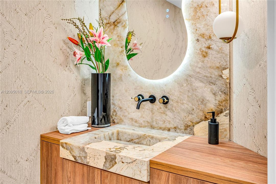 POWDER ROOM