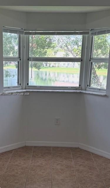 For Rent: $1,700 (2 beds, 2 baths, 815 Square Feet)