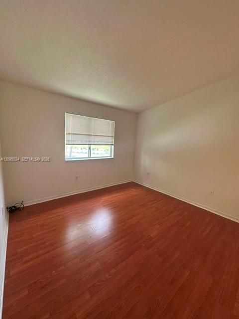 For Rent: $1,700 (2 beds, 2 baths, 815 Square Feet)