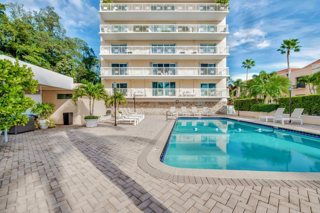 250-Bradley-Pl-308-Palm-Beach_EZP4778