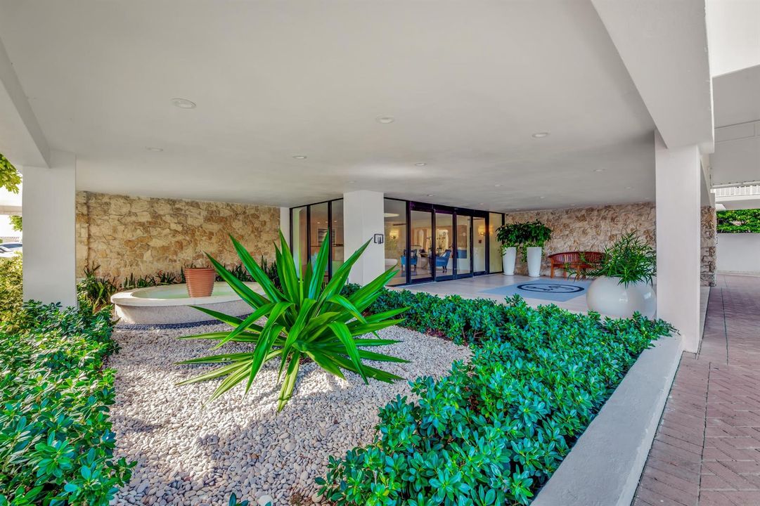 250-Bradley-Pl-308-Palm-Beach_EZP4795