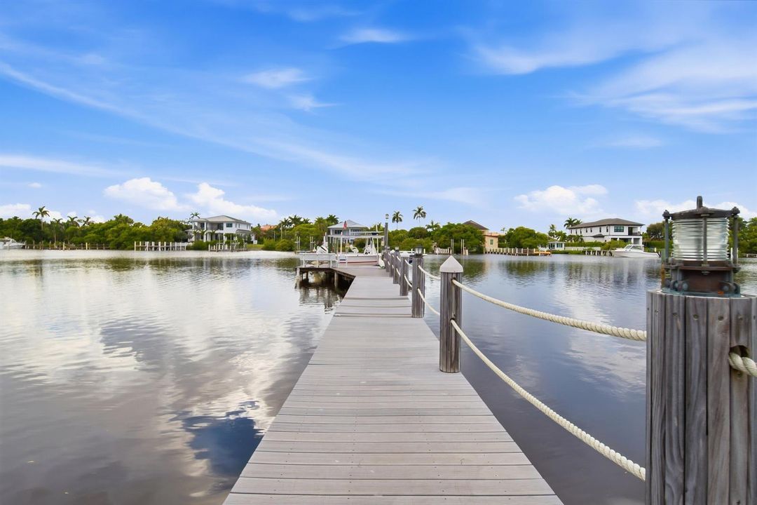 Dock