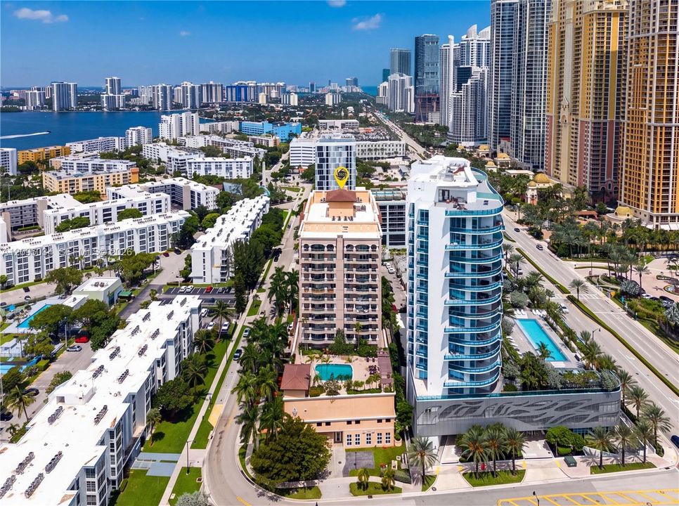 En Venta: $725,000 (2 camas, 2 baños, 1141 Pies cuadrados)