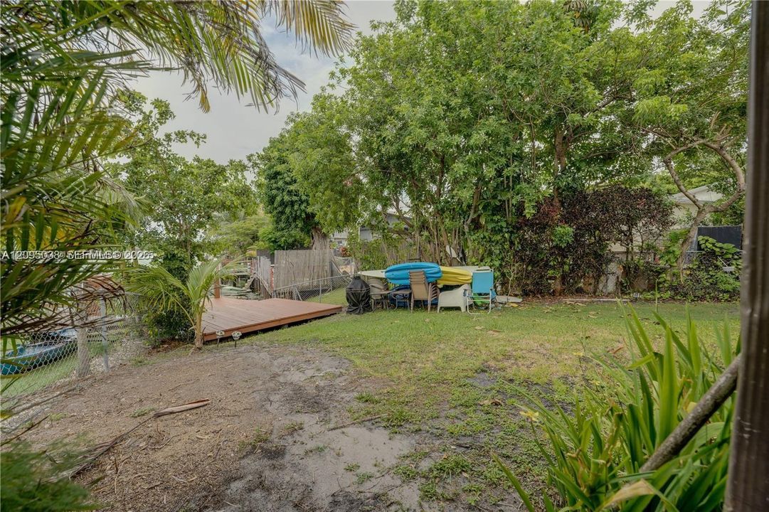 For Rent: $2,795 (3 beds, 2 baths, 1175 Square Feet)
