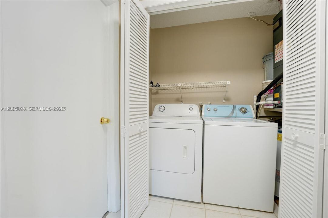 For Rent: $2,795 (3 beds, 2 baths, 1175 Square Feet)