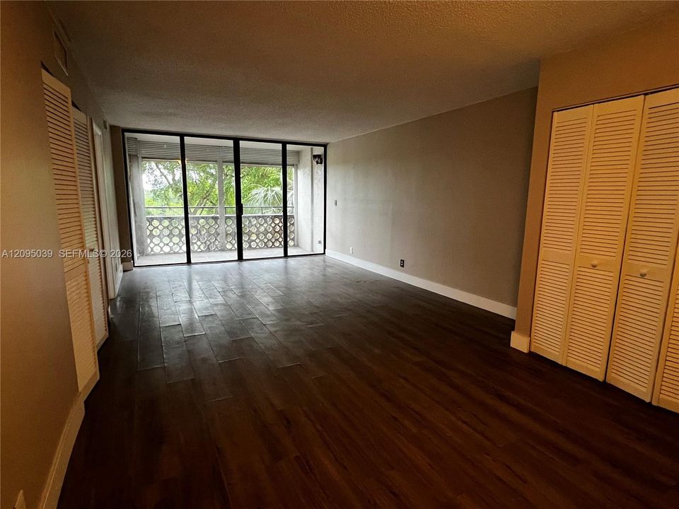 En Renta: $1,550 (1 camas, 1 baños, 822 Pies cuadrados)