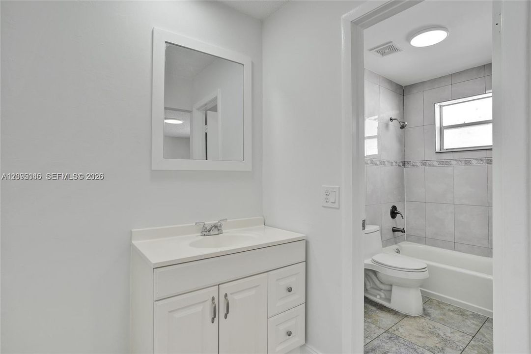 For Rent: $3,500 (3 beds, 2 baths, 2972 Square Feet)