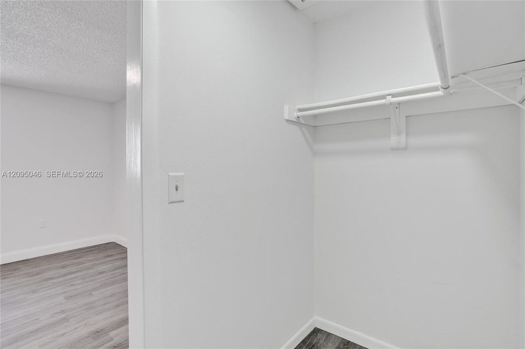 For Rent: $3,500 (3 beds, 2 baths, 2972 Square Feet)