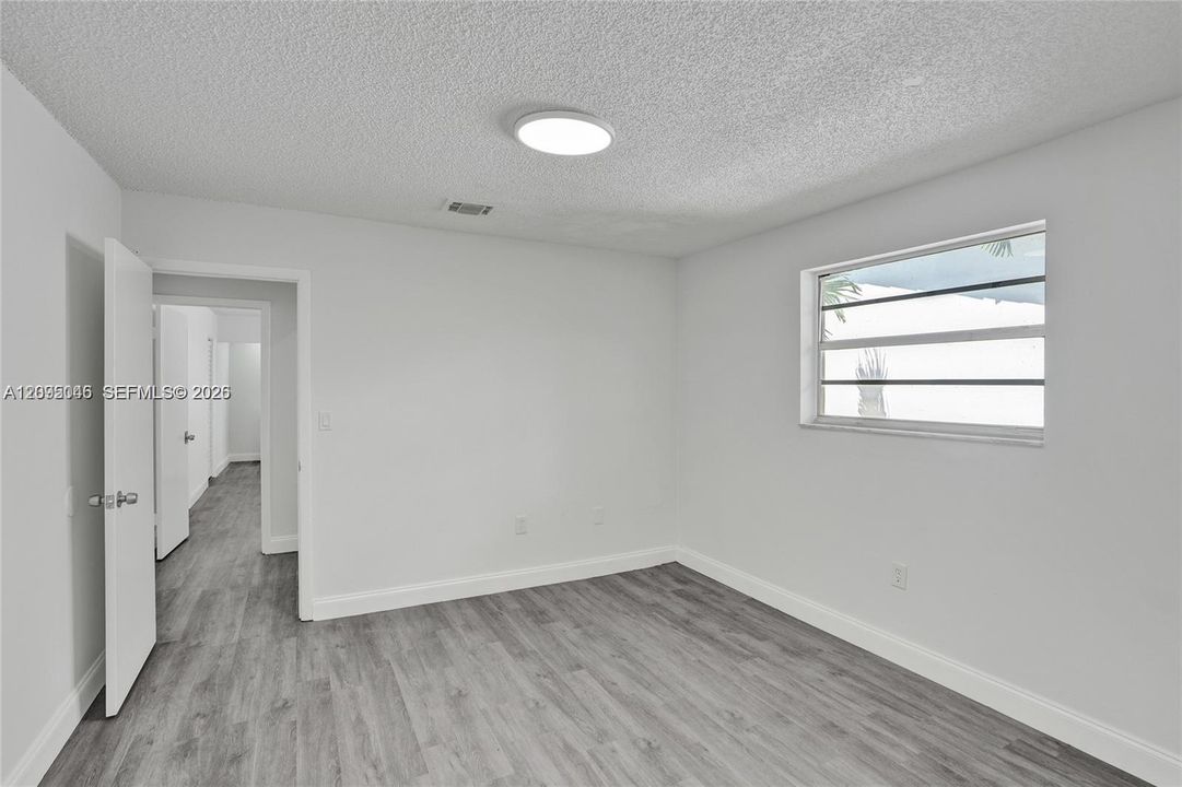 For Rent: $3,500 (3 beds, 2 baths, 2972 Square Feet)