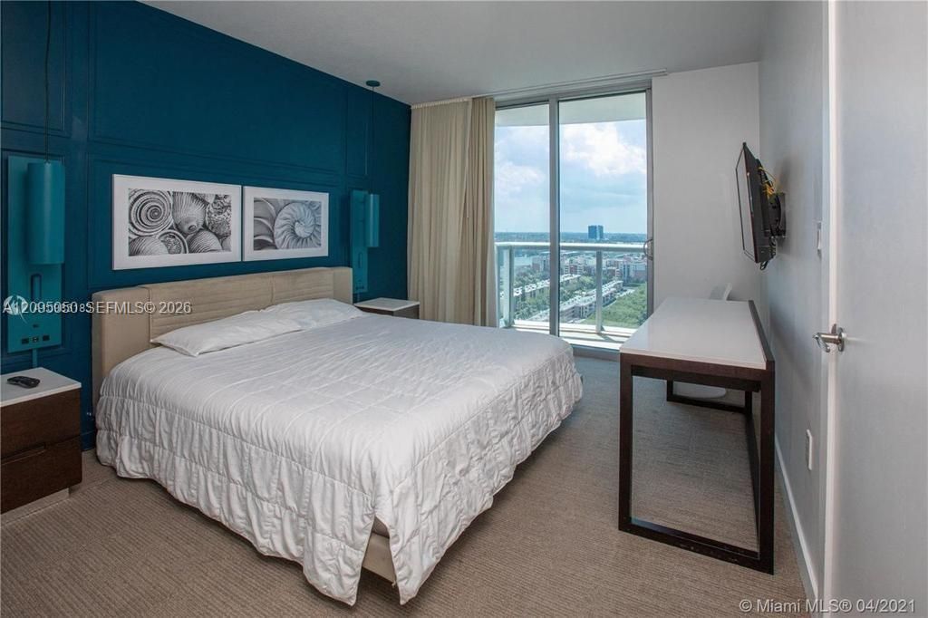 For Sale: $749 (2 beds, 2 baths, 908 Square Feet)