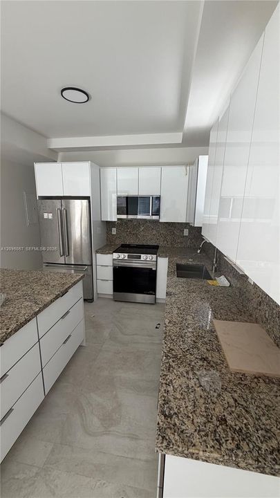 En Venta: $825,000 (6 camas, 4 baños, 0 Pies cuadrados)