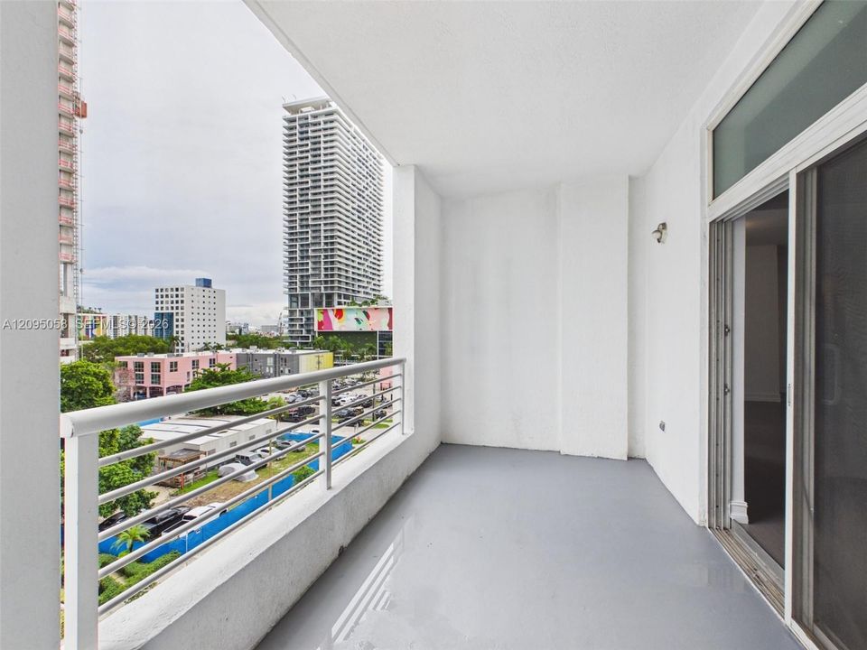 For Rent: $3,950 (3 beds, 3 baths, 1938 Square Feet)