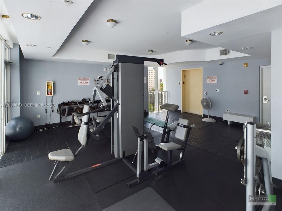 For Rent: $3,950 (3 beds, 3 baths, 1938 Square Feet)