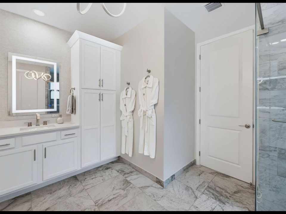 Owner En Suite with custom closet