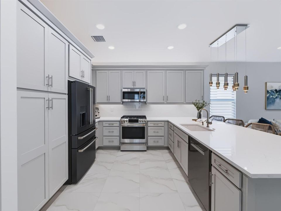 Spacious Chef's Kitchen
