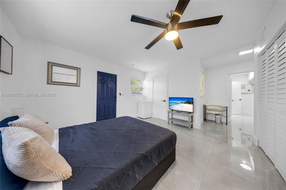 For Sale: $729,900 (4 beds, 3 baths, 1596 Square Feet)