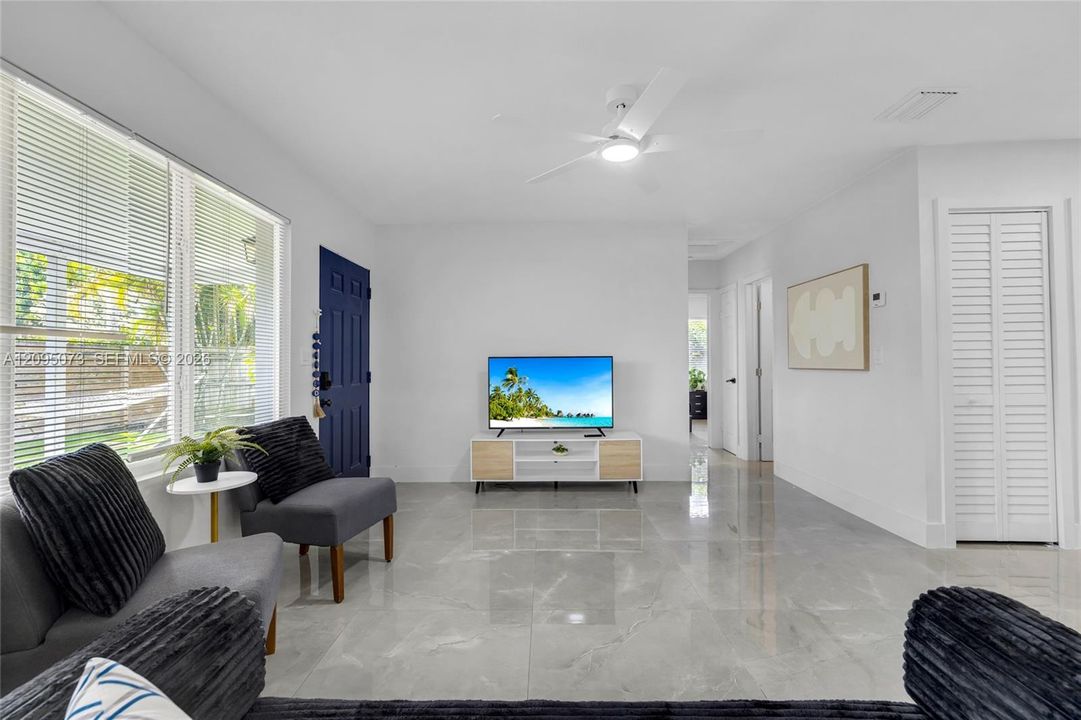 For Sale: $729,900 (4 beds, 3 baths, 1596 Square Feet)