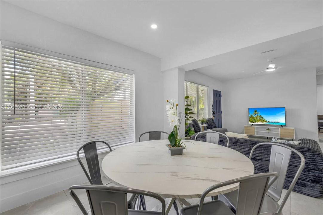 For Sale: $729,900 (4 beds, 3 baths, 1596 Square Feet)