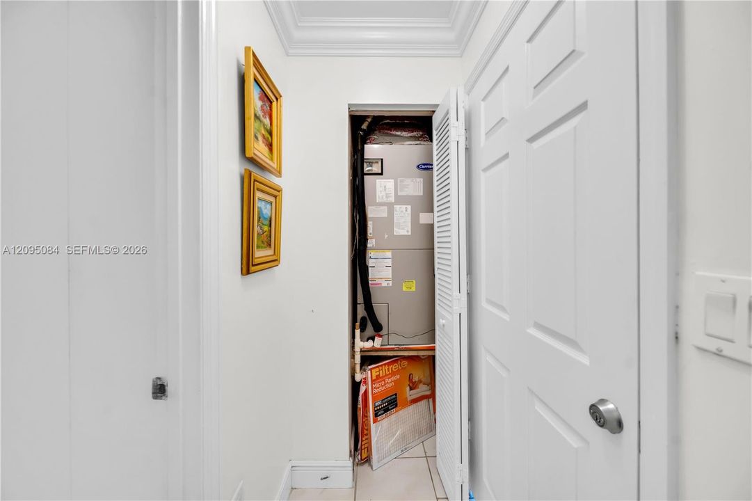 En Venta: $525,000 (3 camas, 2 baños, 1205 Pies cuadrados)